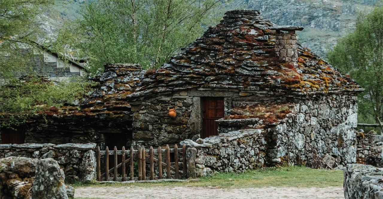 Casinha Ponte Nova Villa Moncao Bagian luar foto